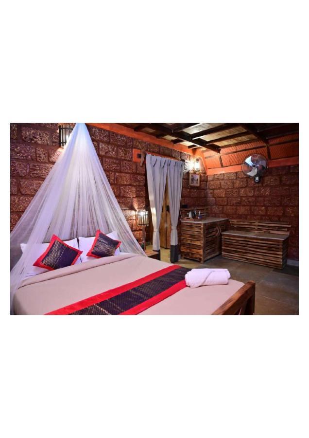 The Horse & Chariot Hotel Madikeri Exterior foto