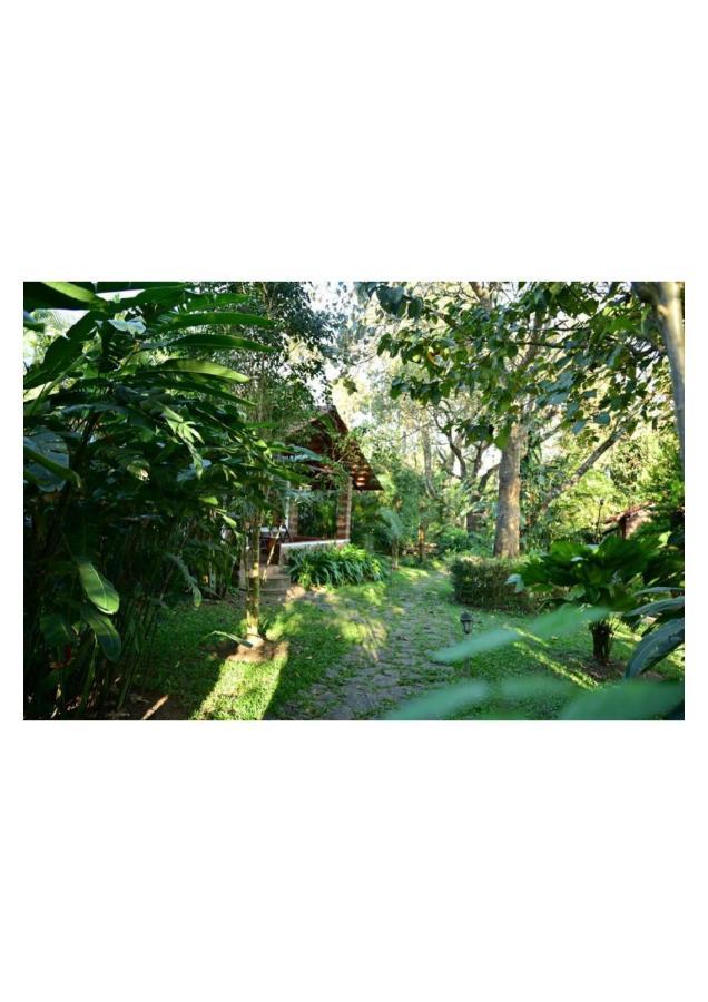 The Horse & Chariot Hotel Madikeri Exterior foto