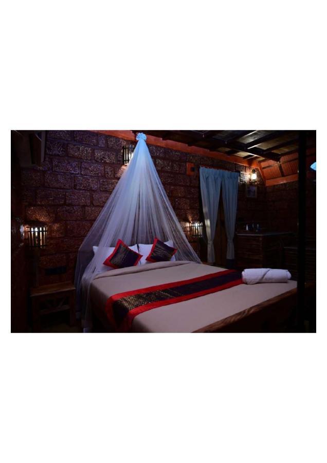 The Horse & Chariot Hotel Madikeri Exterior foto