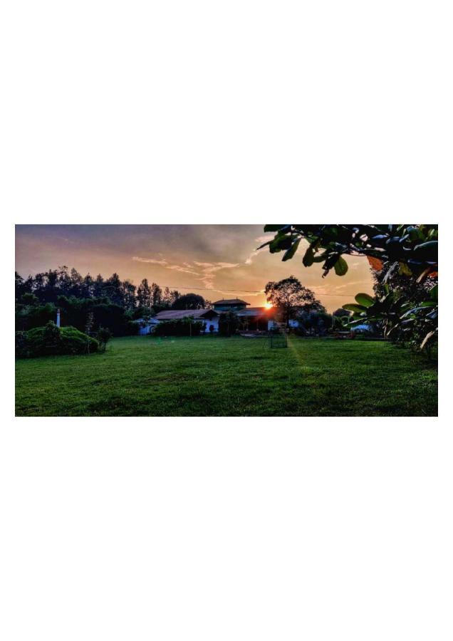 The Horse & Chariot Hotel Madikeri Exterior foto